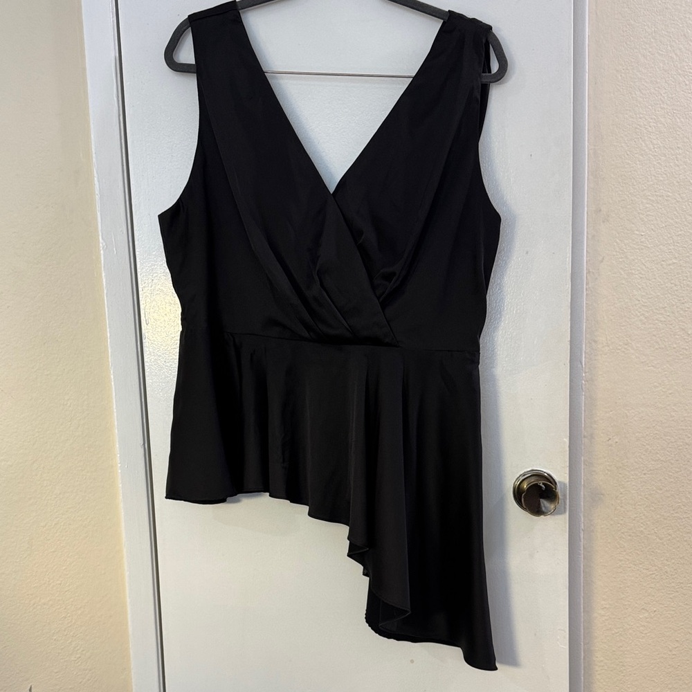 DO+BE Elegant Black Satin Top